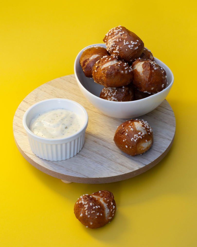 Cinnamon sugar pretzel bites